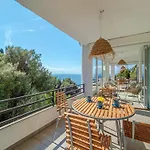 Holiday home House In With Private Pool & Garden *
