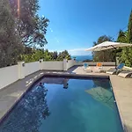 House In With Private Pool & Garden Holiday home *