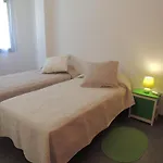 Holiday home House In With Private Pool & Garden Roses