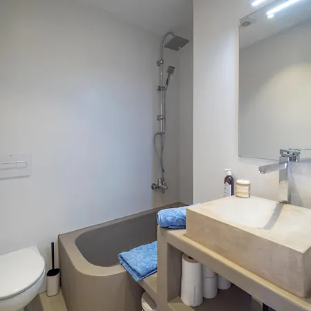 Ferienhaus House In With Private Pool & Garden *